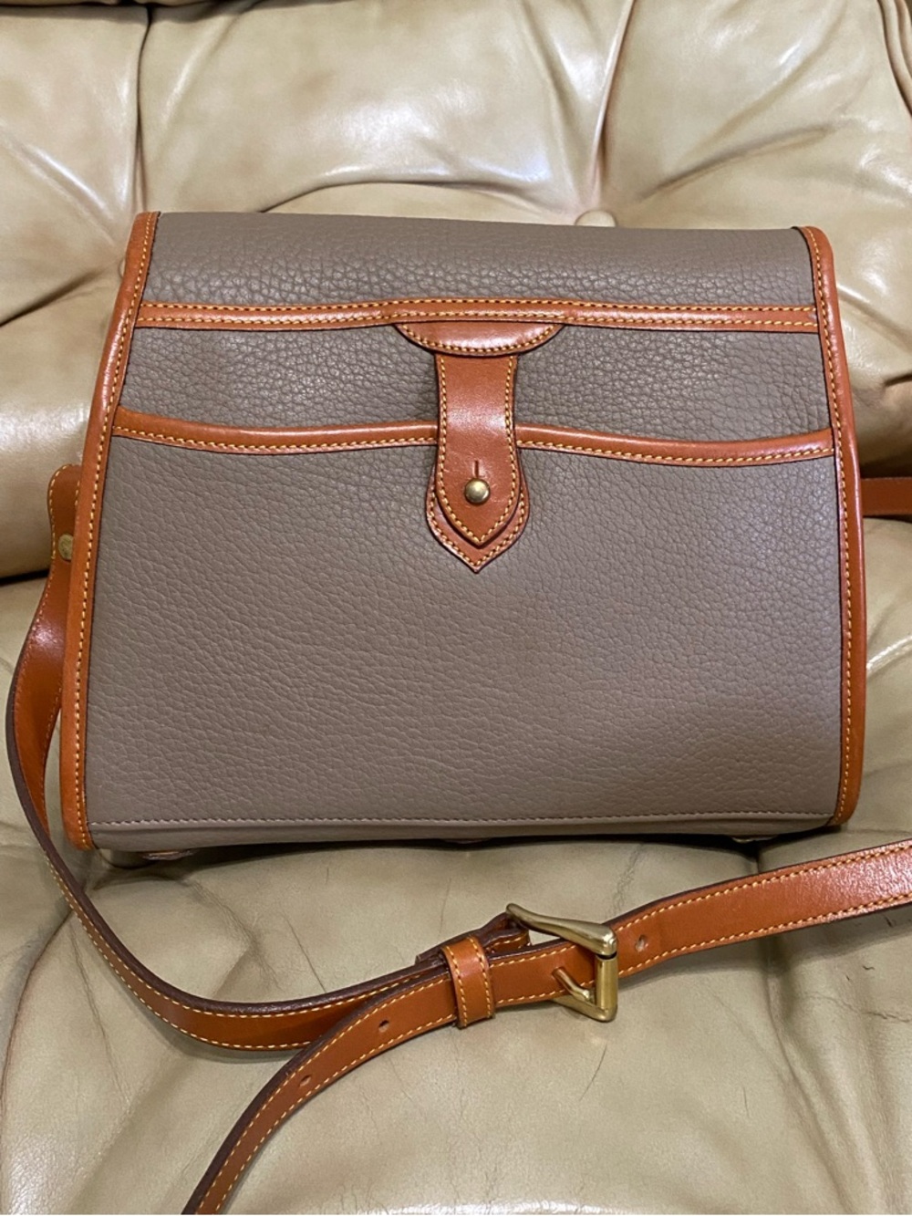 LKNW Dooney & Bourke Essex + EUC Key Fob Charm & Wallet Taupe AWL Pebbled Bundle - Picture 4 of 16